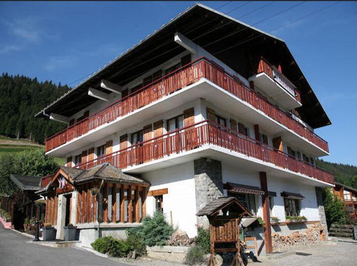 Hôtel La Chaumière Morzine Exterior foto