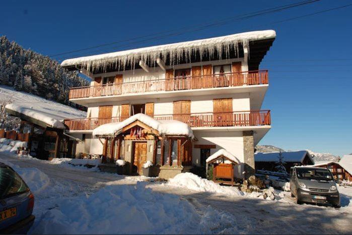 Hôtel La Chaumière Morzine Exterior foto